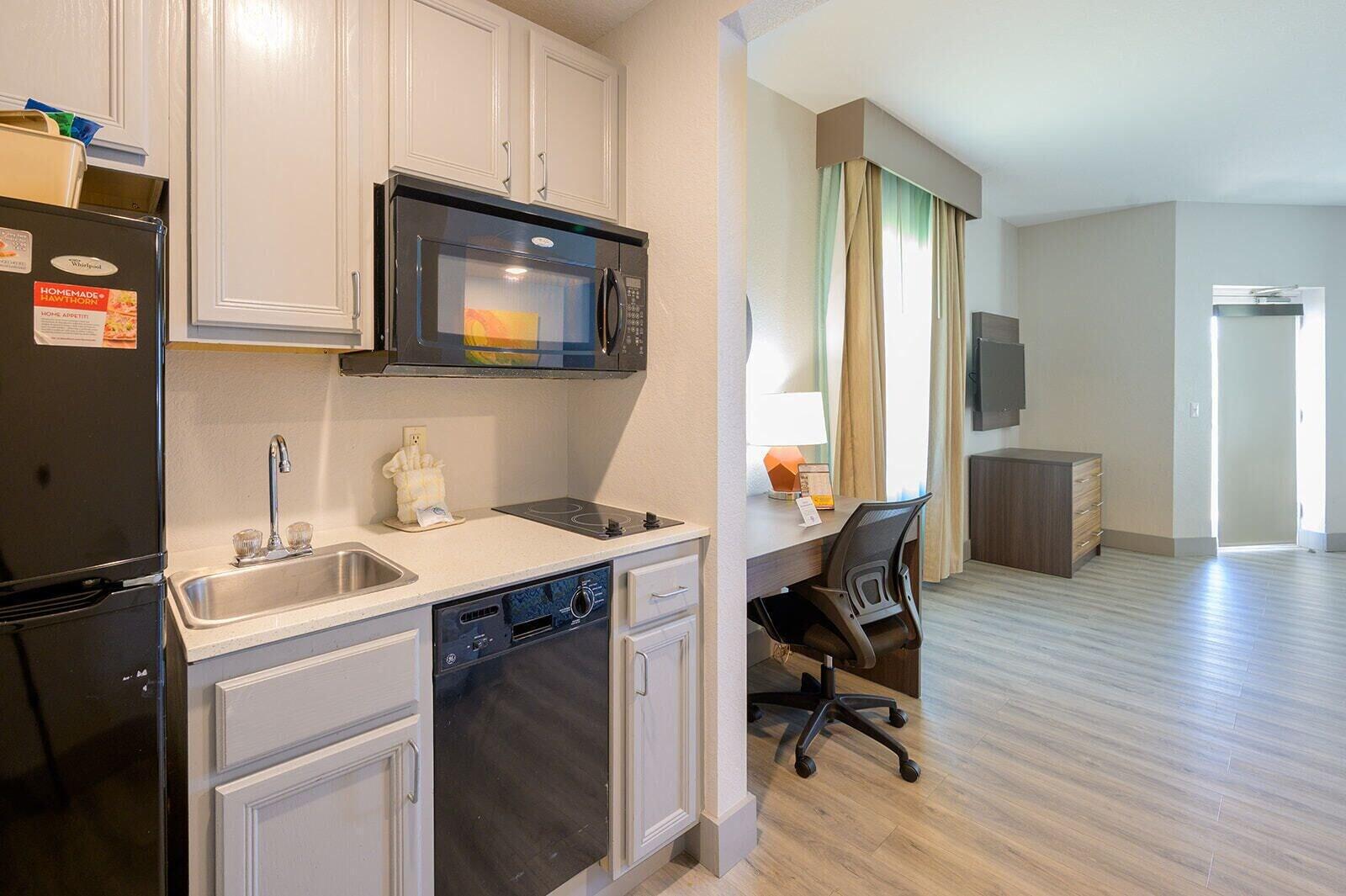 Hawthorn Extended Stay By Wyndham Panama City Beach Upper Grand Lagoon Buitenkant foto