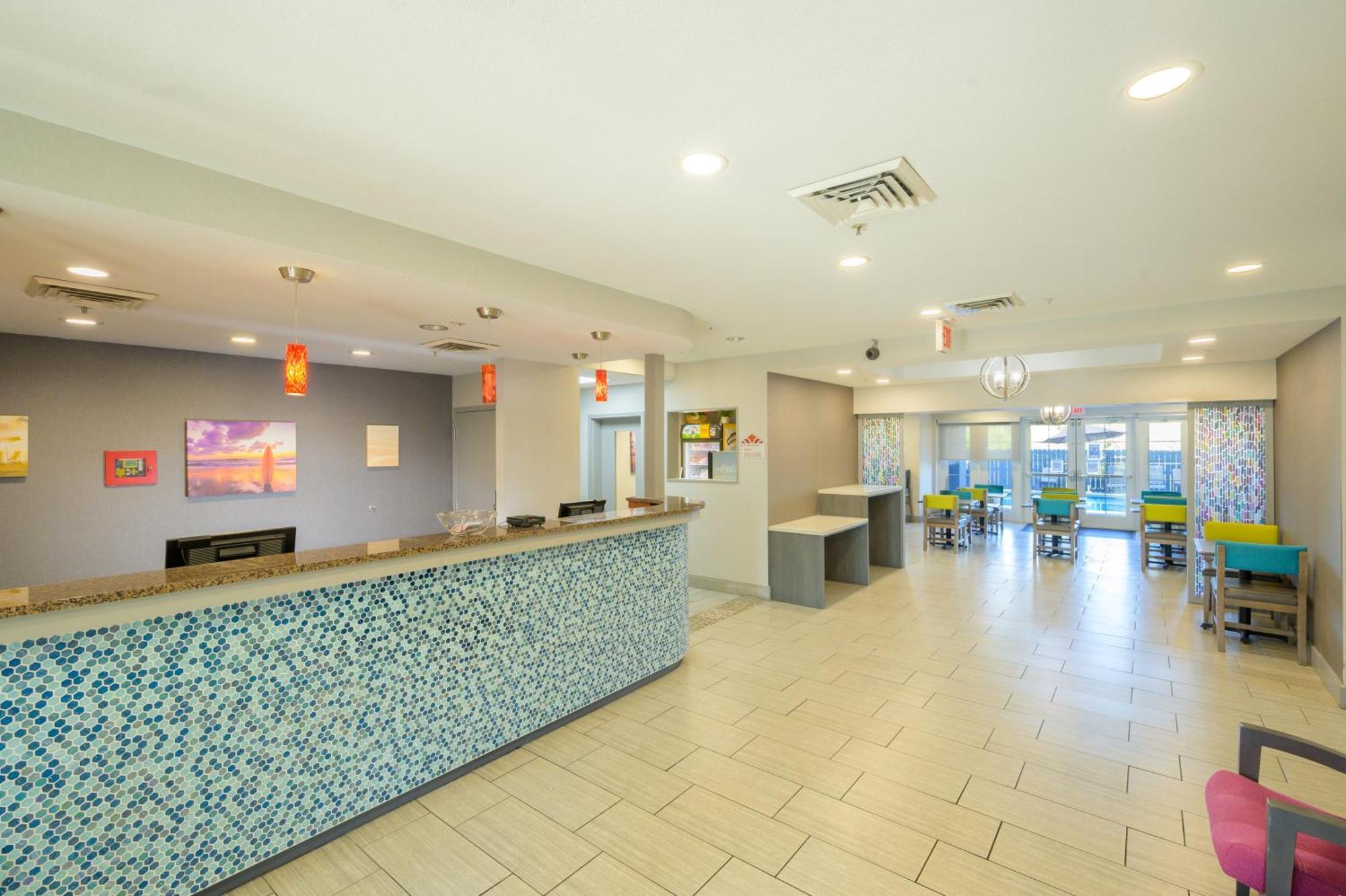 Hawthorn Extended Stay By Wyndham Panama City Beach Upper Grand Lagoon Buitenkant foto